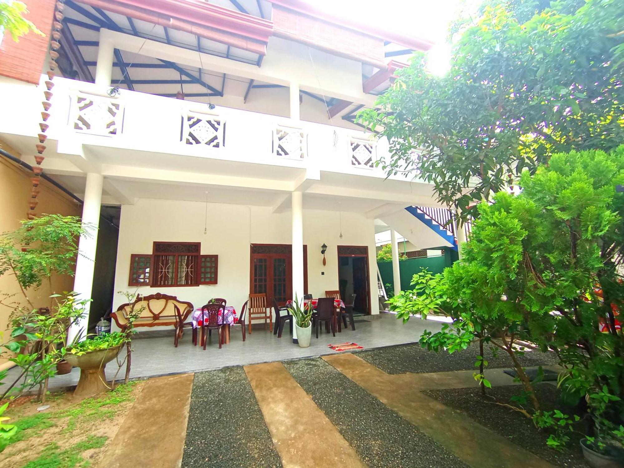 Amal Guest house Mirissa Extérieur photo