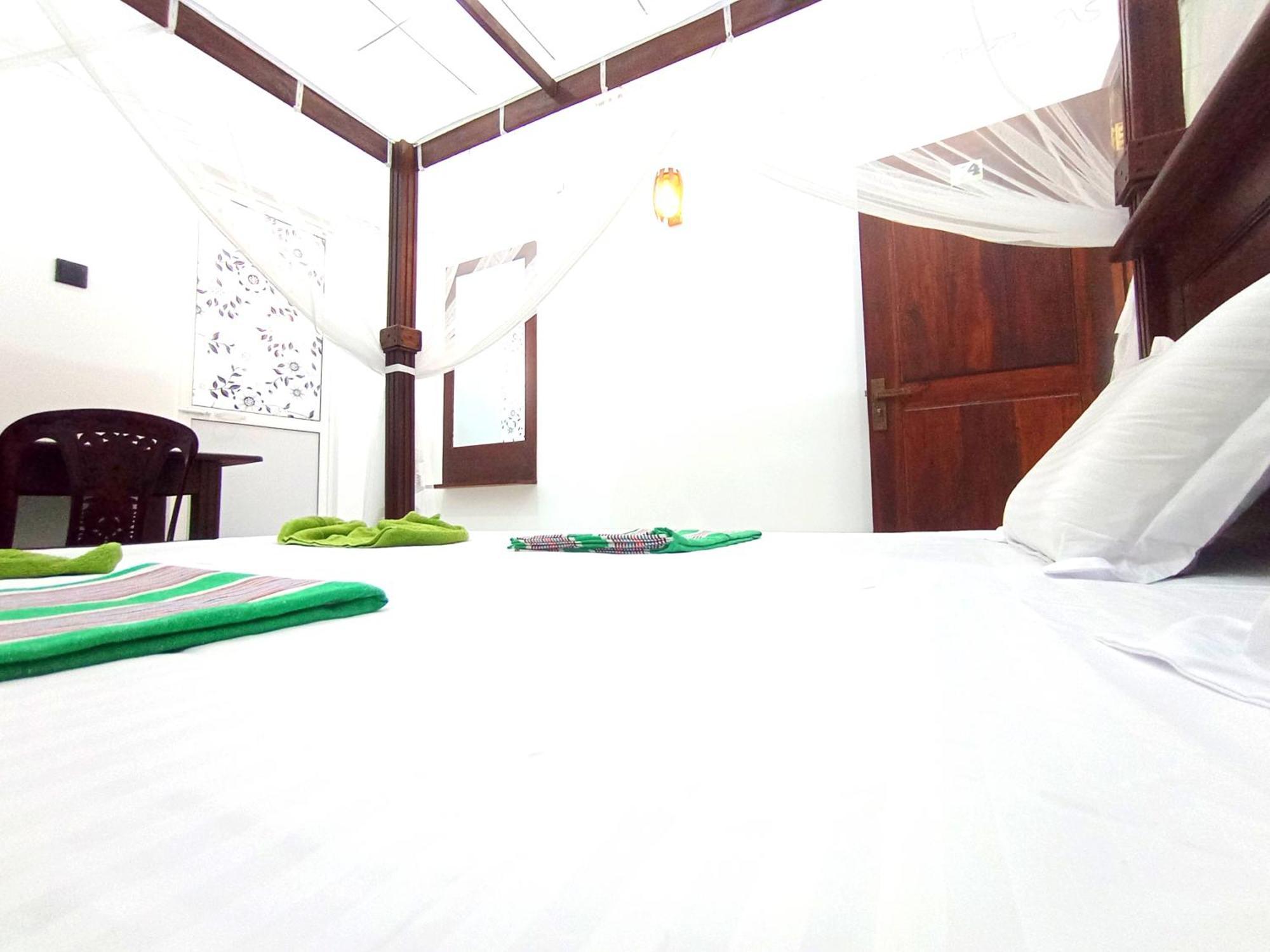 Amal Guest house Mirissa Extérieur photo