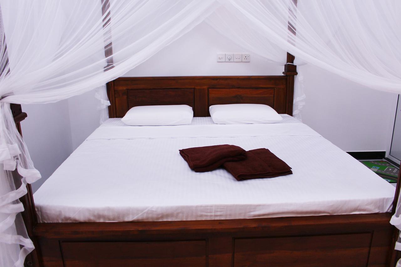 Amal Guest house Mirissa Extérieur photo